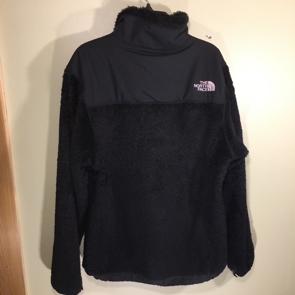 The North Face Black Furry Fleece Jacket - Picture 7 of 15